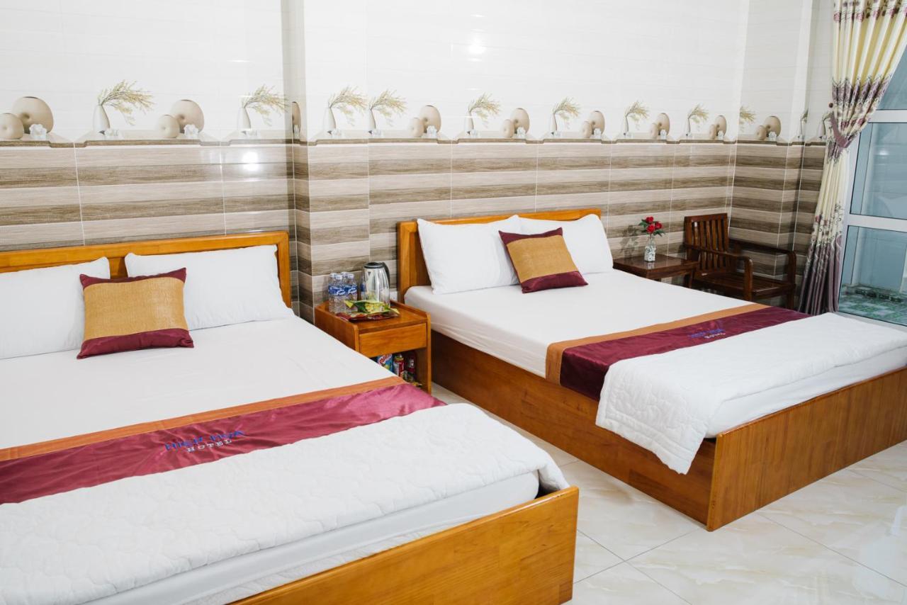 Hiep Hoa Hotel Чау Док Екстериор снимка