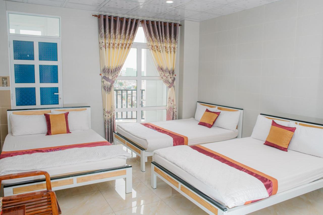 Hiep Hoa Hotel Чау Док Екстериор снимка