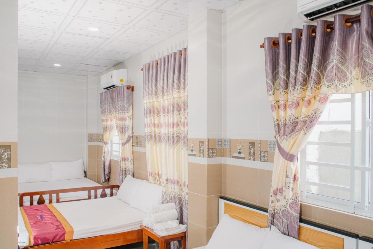 Hiep Hoa Hotel Чау Док Екстериор снимка